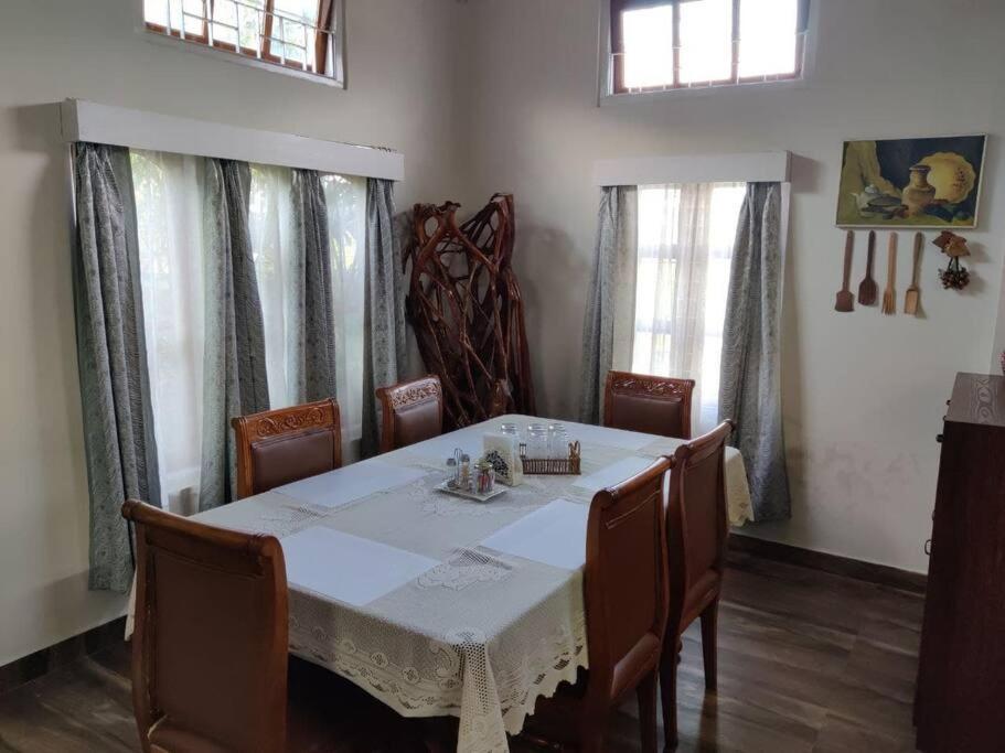 The Nook Rooftop Condo And Garden Guwahati Luaran gambar