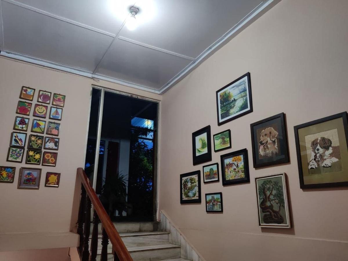 The Nook Rooftop Condo And Garden Guwahati Luaran gambar